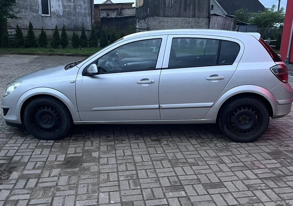 Opel Astra cena 10800 przebieg: 257000, rok produkcji 2008 z Jabłonowo Pomorskie małe 172
